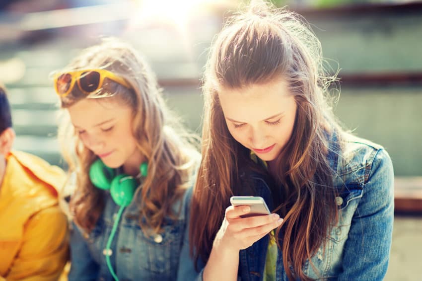 Protecting Tweens and Teens Online: Parental Tools